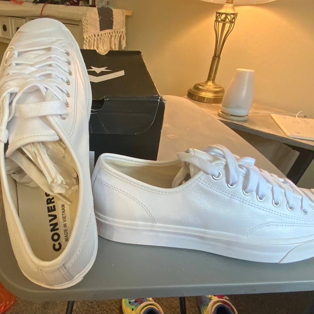 New white mens leather Converse